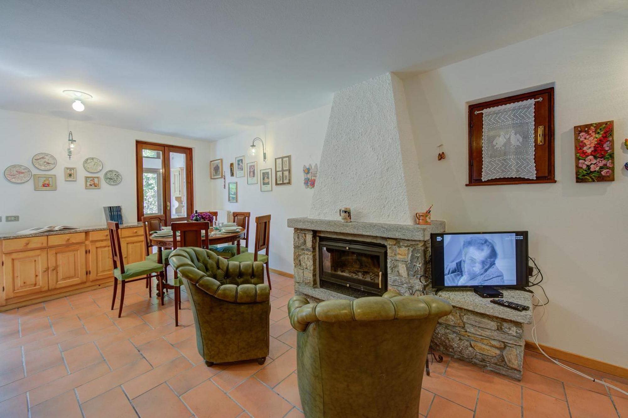 Villa Il Castagno Few Min From Beach - Happy Rentals Castelveccana Exterior foto