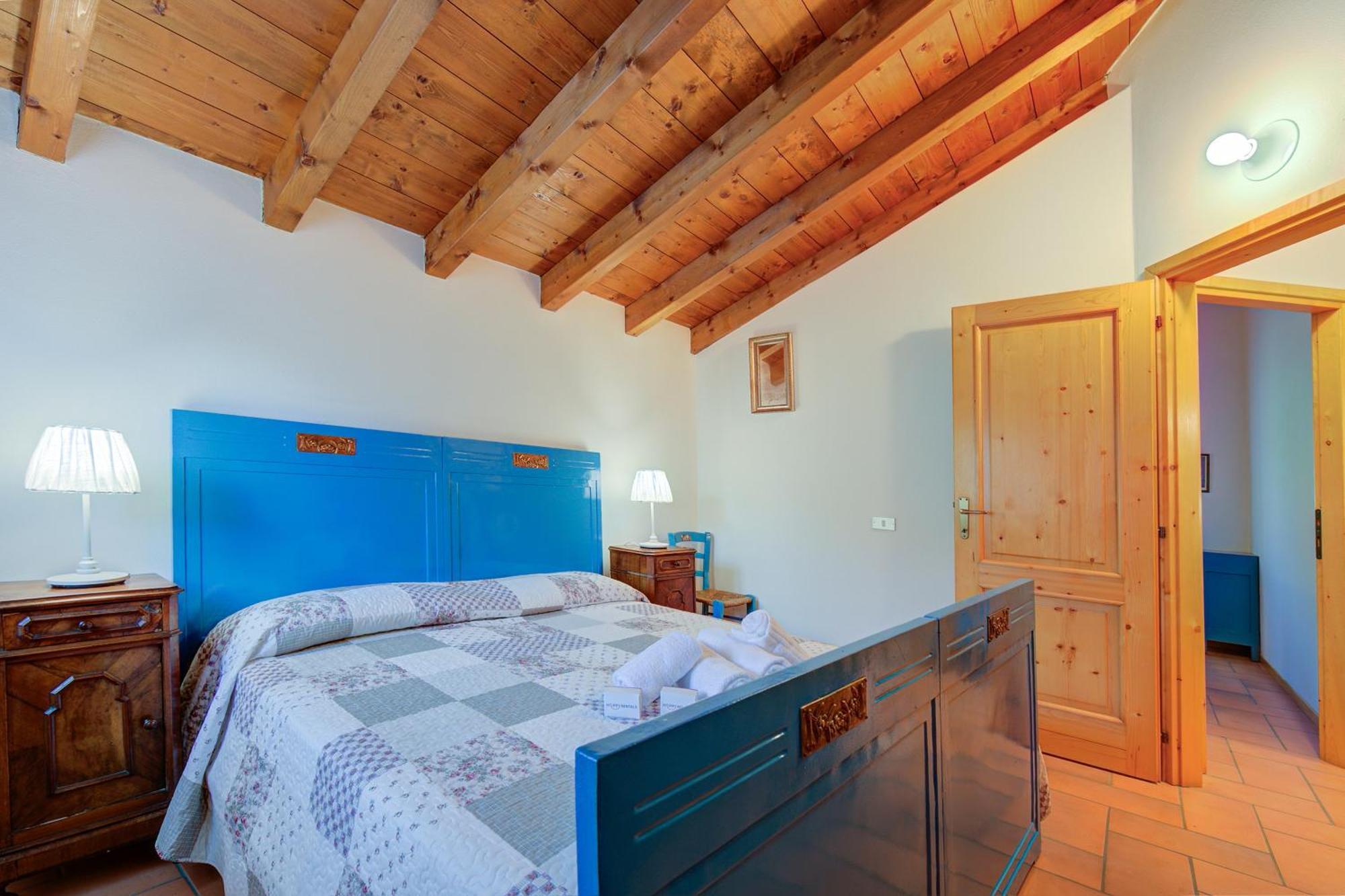 Villa Il Castagno Few Min From Beach - Happy Rentals Castelveccana Exterior foto